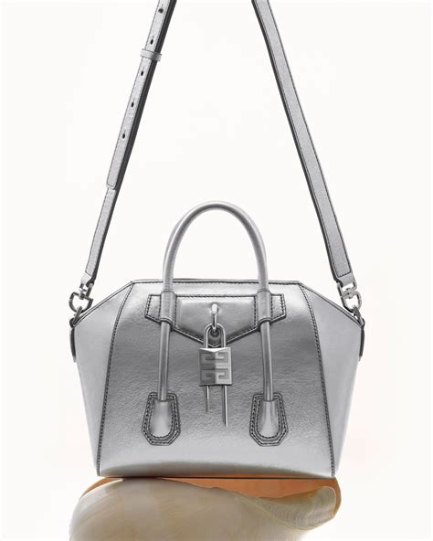 ukuran tas givenchy antigona|Givenchy antigona sale.